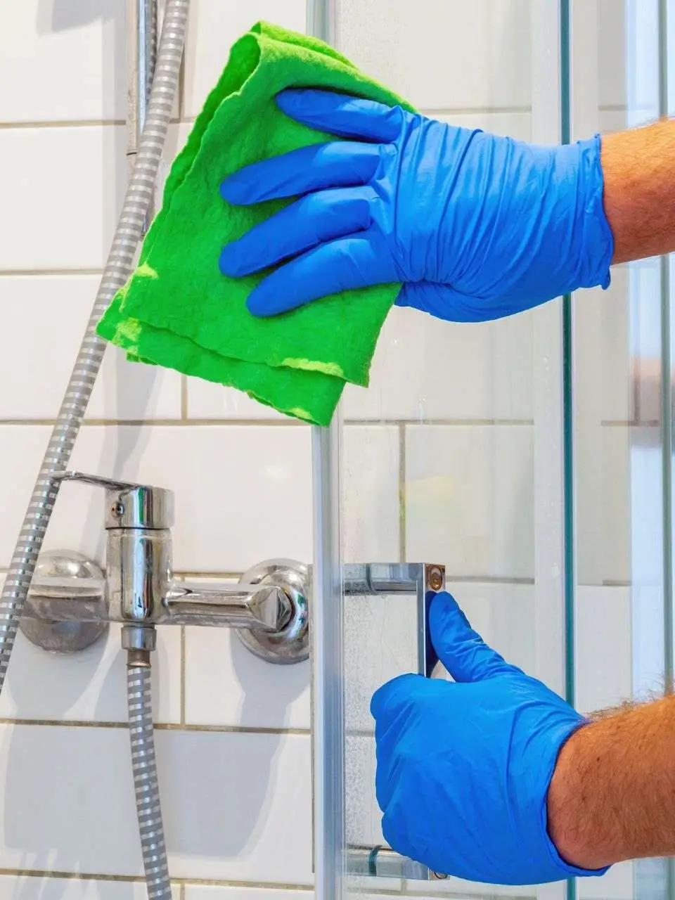 bathroom cleaning services
